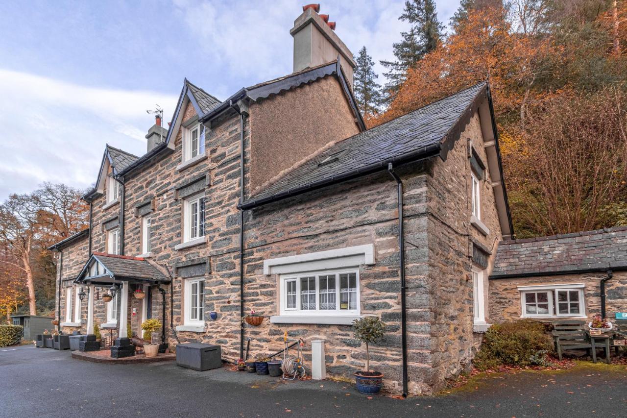 Glyntwrog House Acomodação com café da manhã Betws-y-Coed Exterior foto