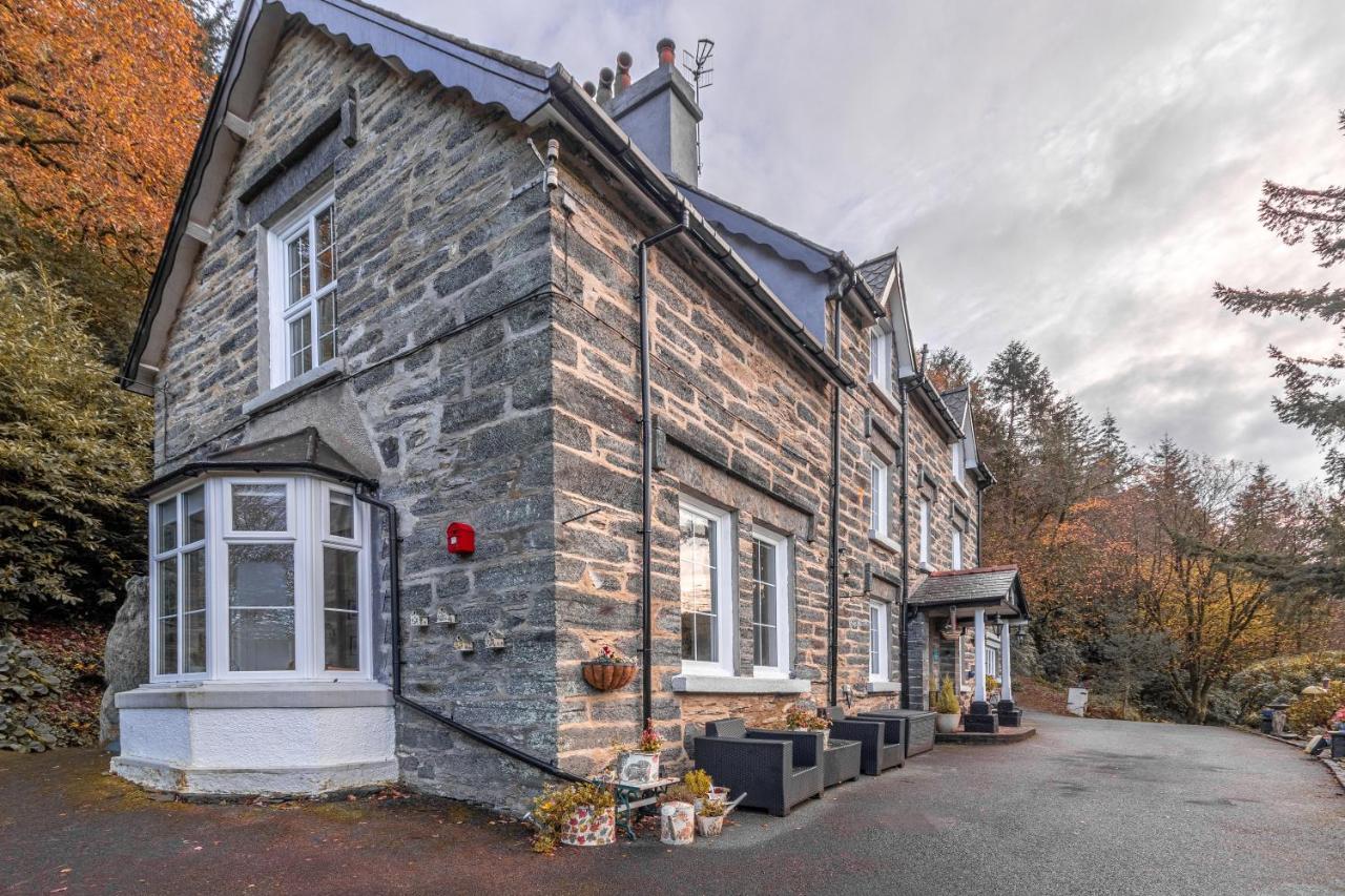 Glyntwrog House Acomodação com café da manhã Betws-y-Coed Exterior foto