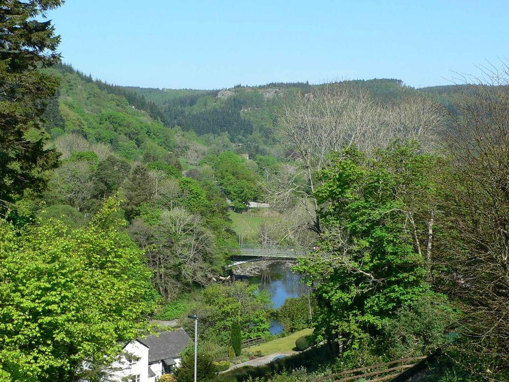 Glyntwrog House Acomodação com café da manhã Betws-y-Coed Exterior foto